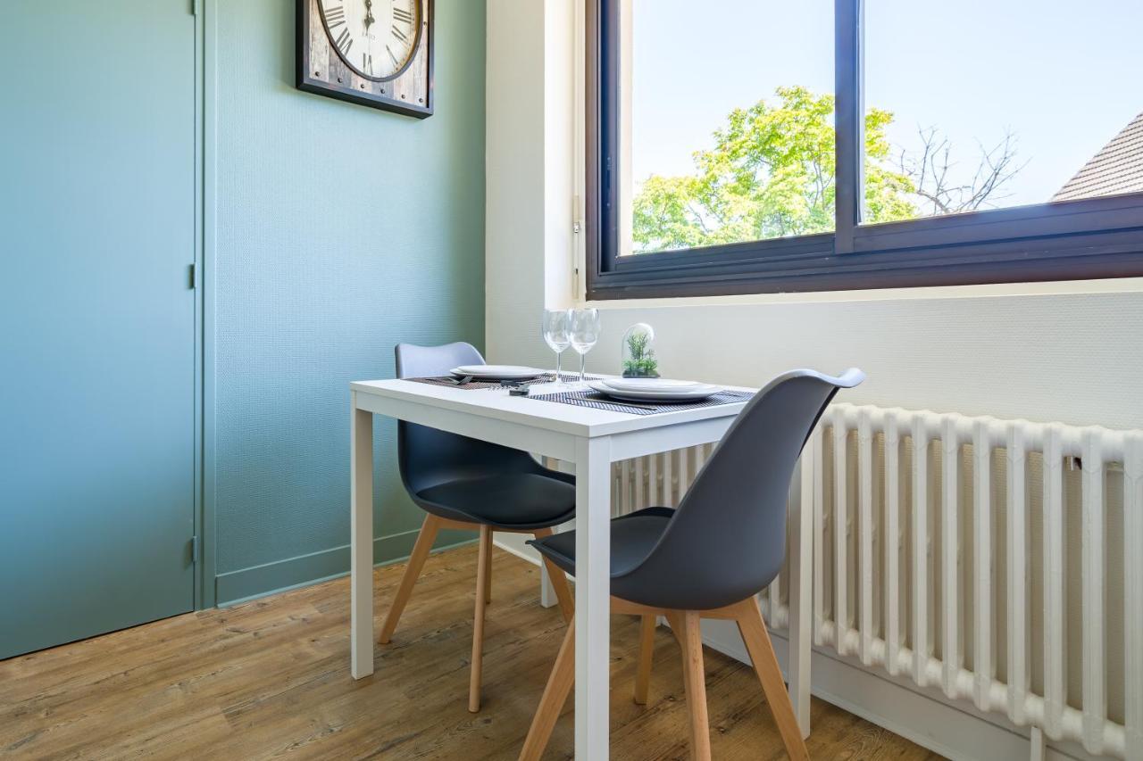Appartement L'Eugène - 10min du RER B Le Bourget, Parking, Wifi à Drancy Extérieur photo